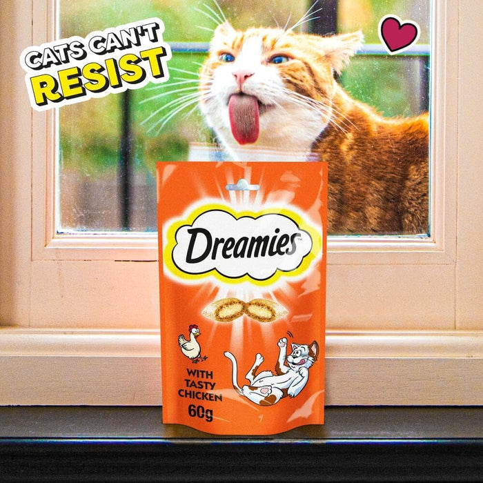 Dreamies Cat Treats, Tasty Snacks with Tempting Chicken 60g